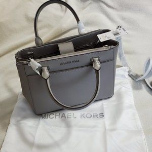 NWT Michael Kors Gibson with Cross Body Strap
